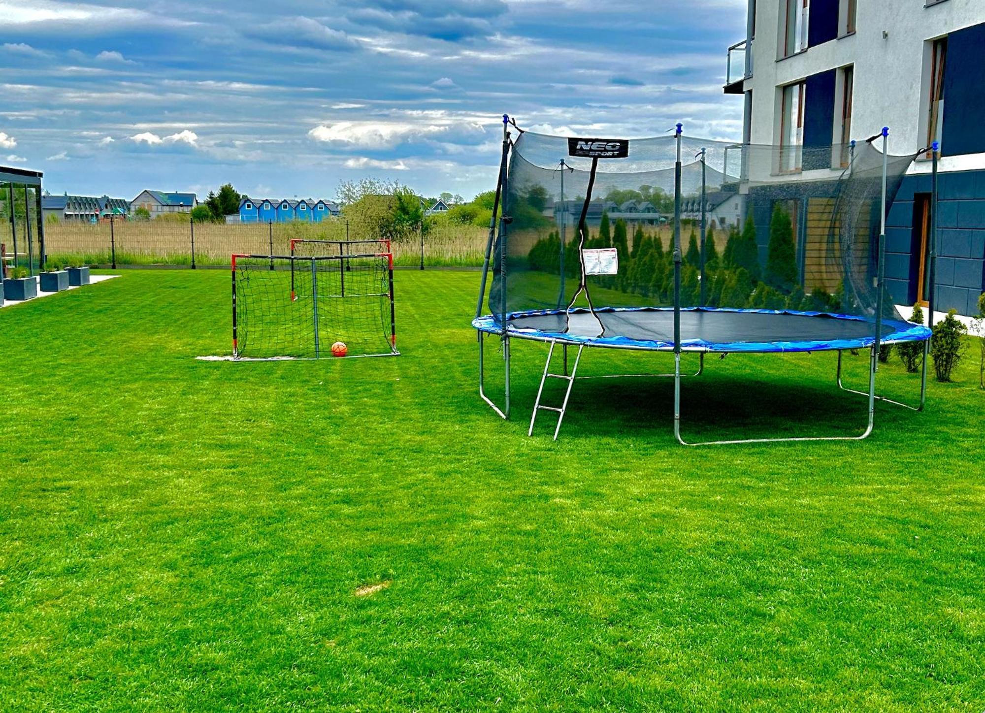 Rentsite Family Apartments Blu Sarbinowo Eksteriør billede